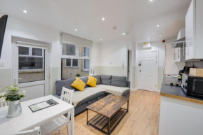 2 Bedroom Apartment for up to 6 Nr Centre